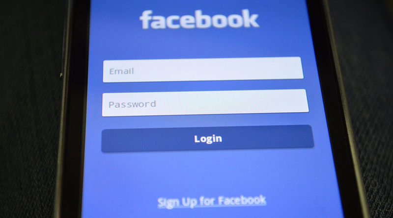Facebook Kumpulkan Data Panggilan dan SMS di Ponsel Android